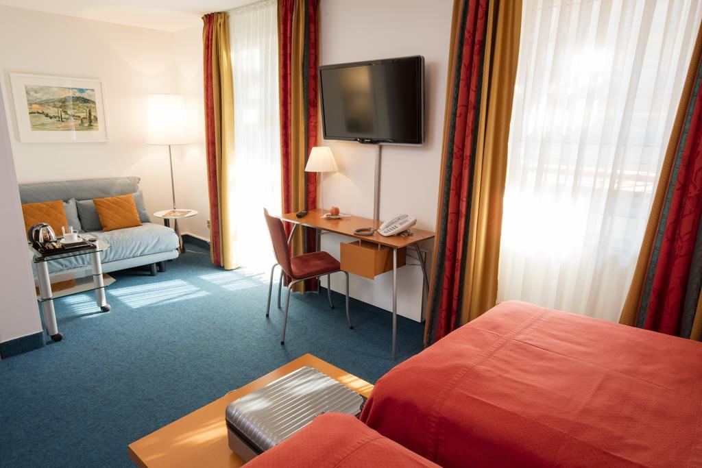Design Hotel Zollamt Kaiserslautern Eksteriør bilde